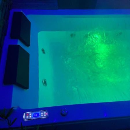 Lover Dose Spa Vierzon Buitenkant foto