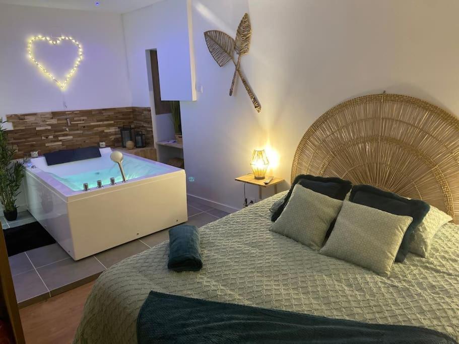 Lover Dose Spa Vierzon Buitenkant foto