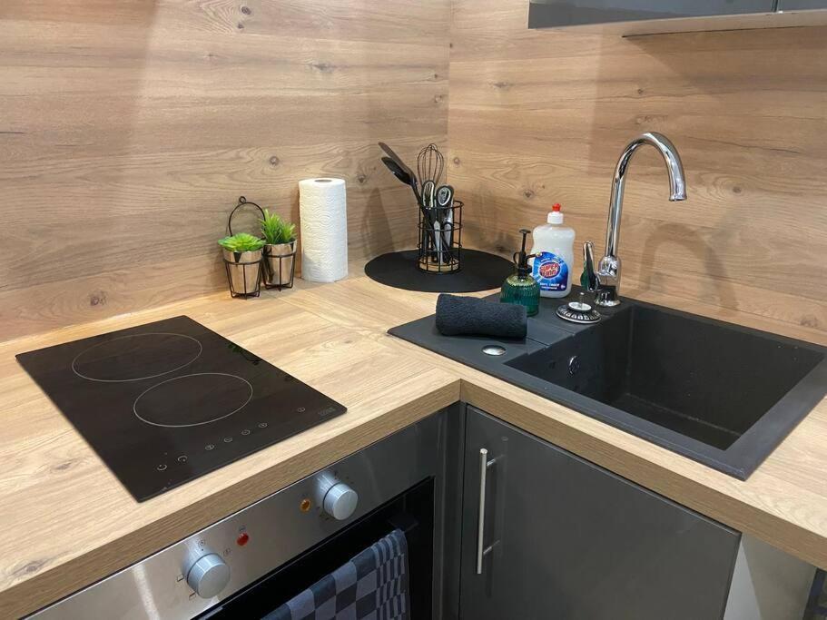 Lover Dose Spa Vierzon Buitenkant foto